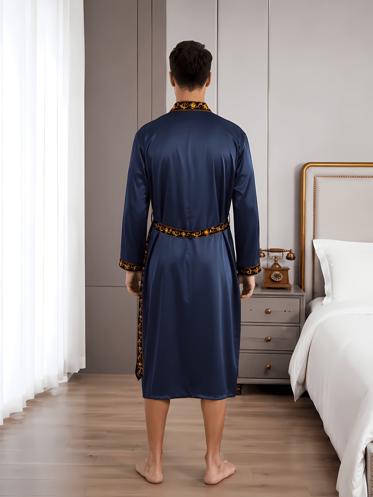 LAHORE ROYAL — Peignoir Satin Brodé Homme